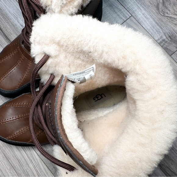 UGG Butte Waterproof Boots - Picture 9 of 12